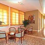 Bella Hotel