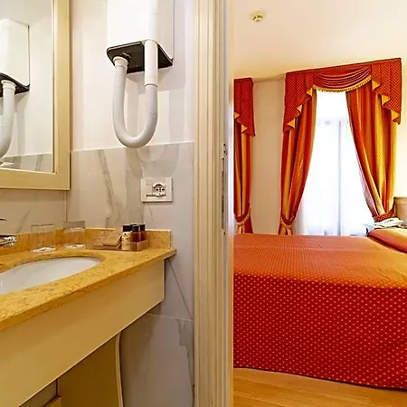 Hotel Bella 4*