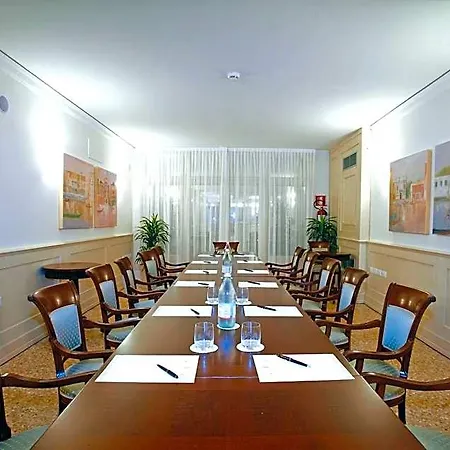 Bella Hotel