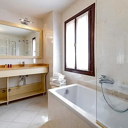 Bella 4* Velence