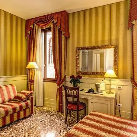 Otel Bella Venedik